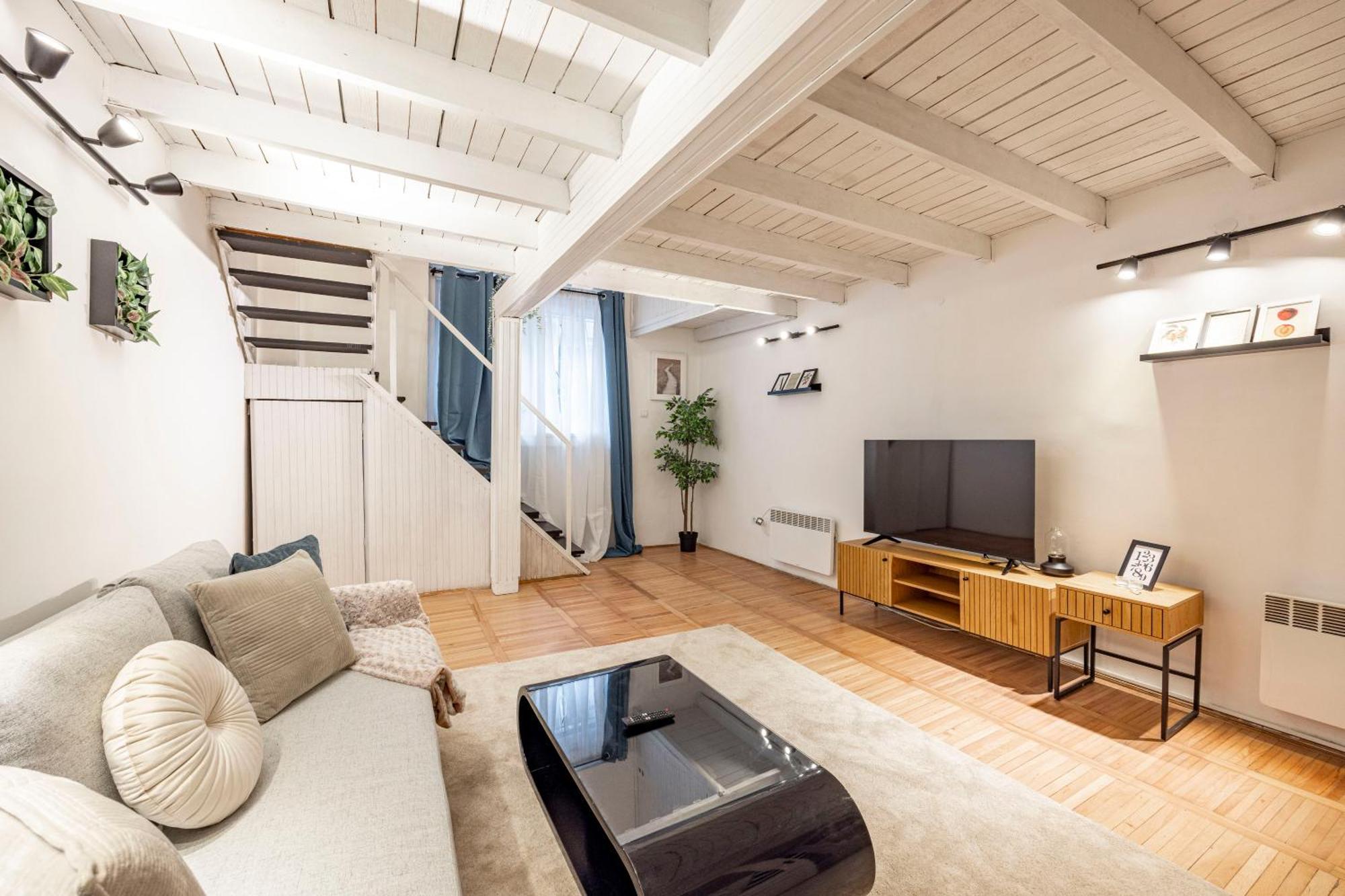 Central & Cozy Dream Home By Prestige Homes — Fotók 1